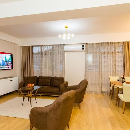 Central Comfort Place L Τυφλίδα Εξωτερικό φωτογραφία
