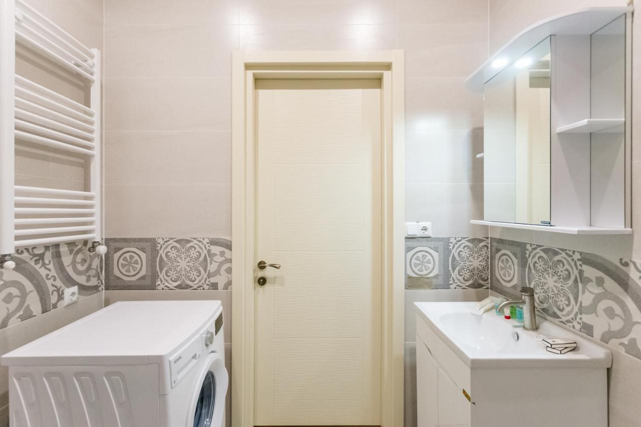 Central Comfort Place L Τυφλίδα Εξωτερικό φωτογραφία